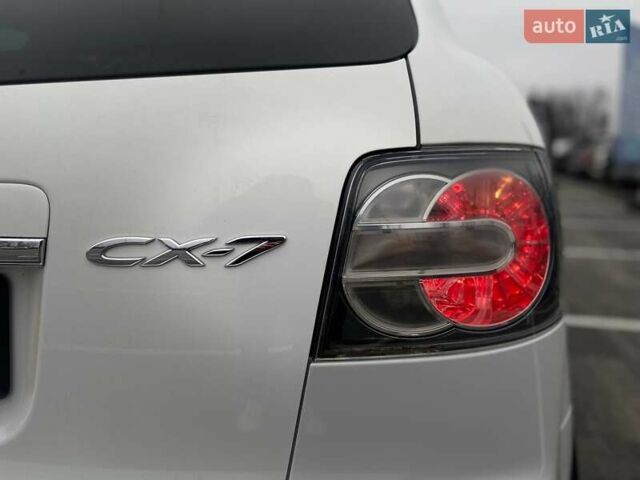 Білий Мазда СХ-7, об'ємом двигуна 2.3 л та пробігом 218 тис. км за 7990 $, фото 13 на Automoto.ua