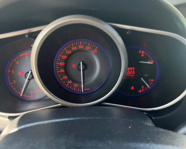 Белый Мазда СХ-7, объемом двигателя 2.2 л и пробегом 230 тыс. км за 8900 $, фото 8 на Automoto.ua