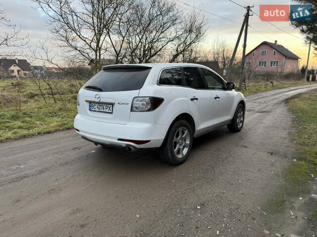 Белый Мазда СХ-7, объемом двигателя 2.18 л и пробегом 229 тыс. км за 10500 $, фото 10 на Automoto.ua