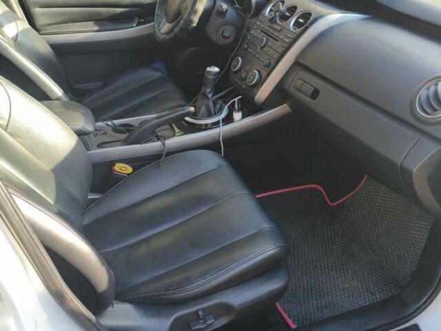 Білий Мазда СХ-7, об'ємом двигуна 2.2 л та пробігом 255 тис. км за 10200 $, фото 13 на Automoto.ua