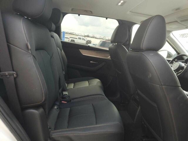 Белый Мазда СХ-7, объемом двигателя 3.3 л и пробегом 3 тыс. км за 14000 $, фото 10 на Automoto.ua