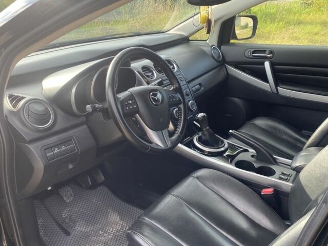 Черный Мазда СХ-7, объемом двигателя 2.2 л и пробегом 240 тыс. км за 9000 $, фото 3 на Automoto.ua