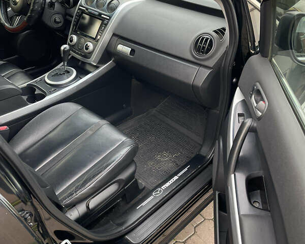 Чорний Мазда СХ-7, об'ємом двигуна 2.26 л та пробігом 165 тис. км за 5300 $, фото 8 на Automoto.ua