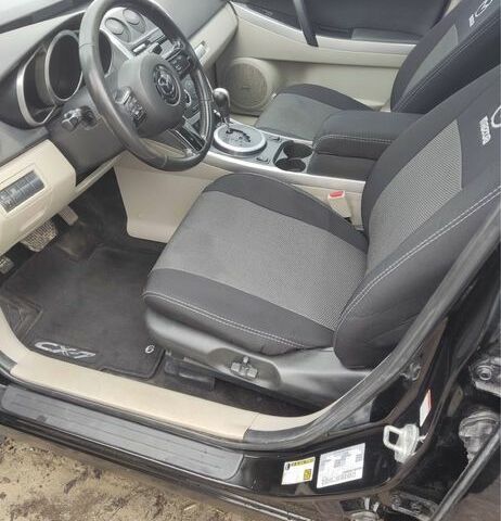 Чорний Мазда СХ-7, об'ємом двигуна 2.3 л та пробігом 134 тис. км за 7300 $, фото 6 на Automoto.ua
