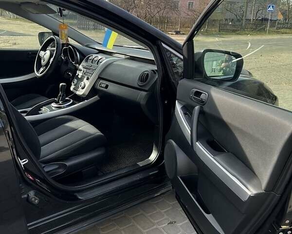 Черный Мазда СХ-7, объемом двигателя 2.3 л и пробегом 220 тыс. км за 7000 $, фото 8 на Automoto.ua