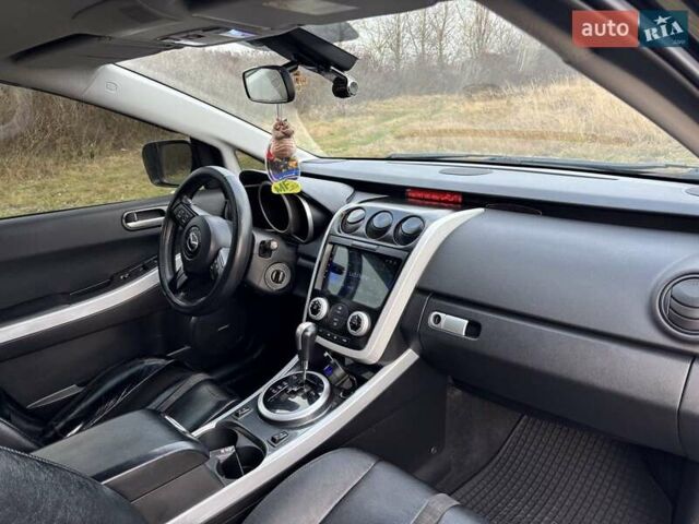 Черный Мазда СХ-7, объемом двигателя 2.26 л и пробегом 220 тыс. км за 7950 $, фото 62 на Automoto.ua