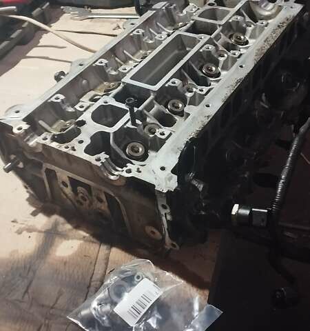 Черный Мазда СХ-7, объемом двигателя 2.3 л и пробегом 160 тыс. км за 7300 $, фото 4 на Automoto.ua