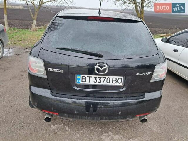 Черный Мазда СХ-7, объемом двигателя 2.3 л и пробегом 150 тыс. км за 7500 $, фото 6 на Automoto.ua