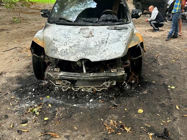 Мазда СХ-7 2007 в Кременчуге на Automoto.ua Черный Мазда СХ-7, объемом двигателя 2.3 л и пробегом 150 тыс. км за 2500 $, фото 8 на Automoto.ua