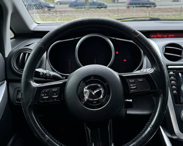 Черный Мазда СХ-7, объемом двигателя 2.3 л и пробегом 137 тыс. км за 7700 $, фото 25 на Automoto.ua