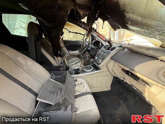 Мазда СХ-7 2007 в Кременчуге на Automoto.ua Черный Мазда СХ-7, объемом двигателя 2.3 л и пробегом 150 тыс. км за 2500 $, фото 6 на Automoto.ua