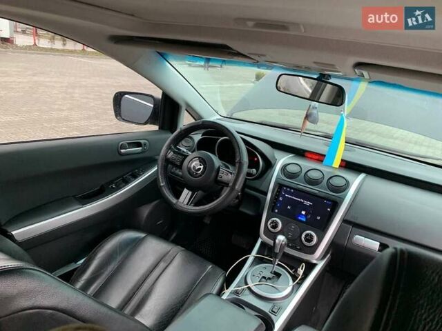 Черный Мазда СХ-7, объемом двигателя 2.3 л и пробегом 145 тыс. км за 7900 $, фото 2 на Automoto.ua