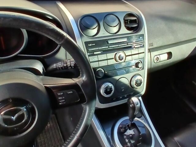 Черный Мазда СХ-7, объемом двигателя 2.3 л и пробегом 185 тыс. км за 7300 $, фото 3 на Automoto.ua