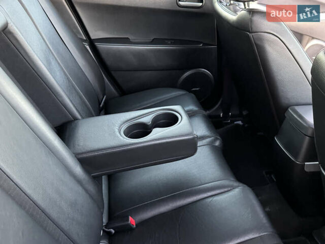 Черный Мазда СХ-7, объемом двигателя 2.3 л и пробегом 124 тыс. км за 7800 $, фото 52 на Automoto.ua