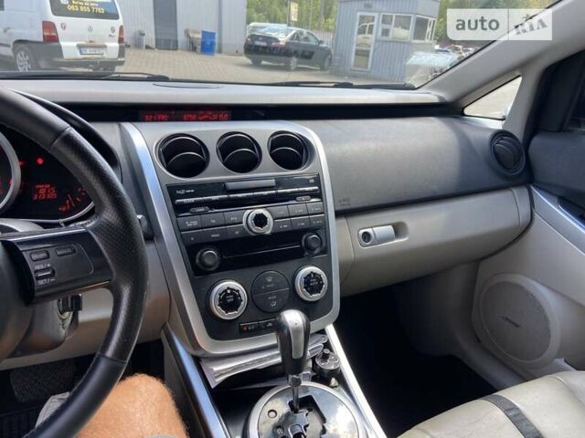 Черный Мазда СХ-7, объемом двигателя 2.3 л и пробегом 313 тыс. км за 5000 $, фото 8 на Automoto.ua