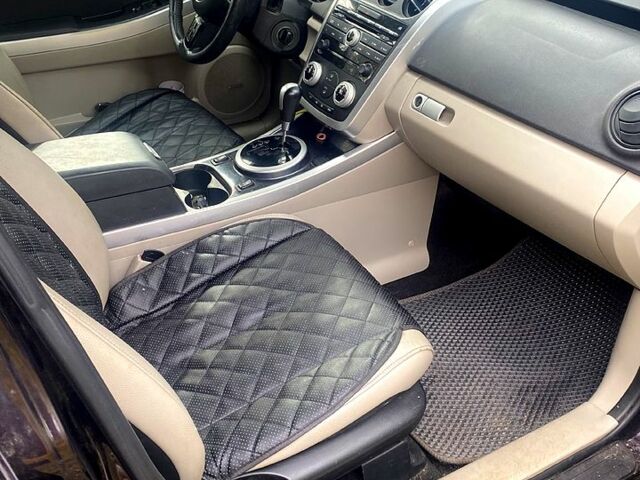 Черный Мазда СХ-7, объемом двигателя 2.3 л и пробегом 227 тыс. км за 7500 $, фото 2 на Automoto.ua