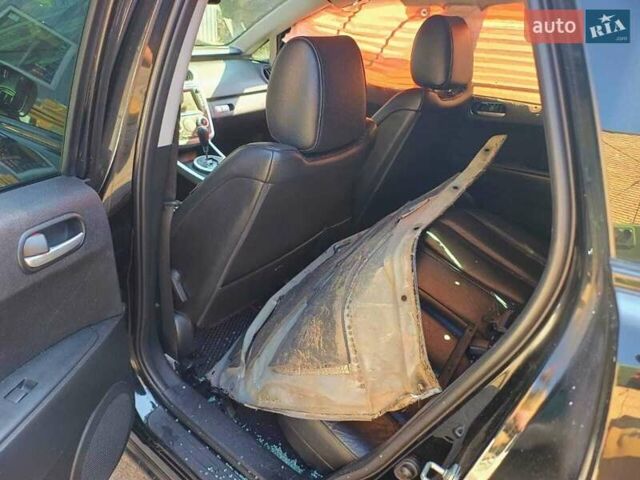 Черный Мазда СХ-7, объемом двигателя 2.26 л и пробегом 250 тыс. км за 3300 $, фото 6 на Automoto.ua