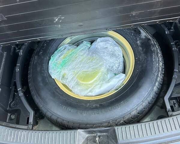 Черный Мазда СХ-7, объемом двигателя 2.26 л и пробегом 196 тыс. км за 7600 $, фото 10 на Automoto.ua