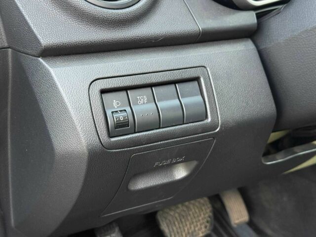 Черный Мазда СХ-7, объемом двигателя 2.3 л и пробегом 131 тыс. км за 7500 $, фото 18 на Automoto.ua