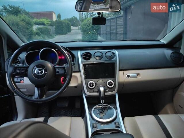 Черный Мазда СХ-7, объемом двигателя 2.26 л и пробегом 179 тыс. км за 7500 $, фото 10 на Automoto.ua