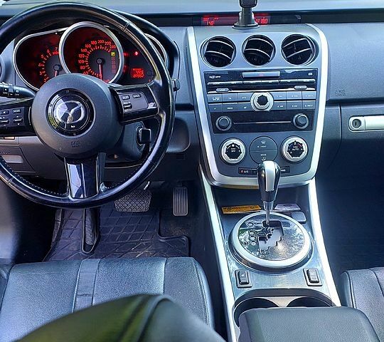 Черный Мазда СХ-7, объемом двигателя 2.3 л и пробегом 89 тыс. км за 9000 $, фото 3 на Automoto.ua