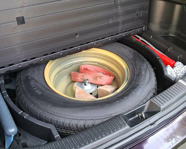 Черный Мазда СХ-7, объемом двигателя 2.3 л и пробегом 115 тыс. км за 8800 $, фото 8 на Automoto.ua