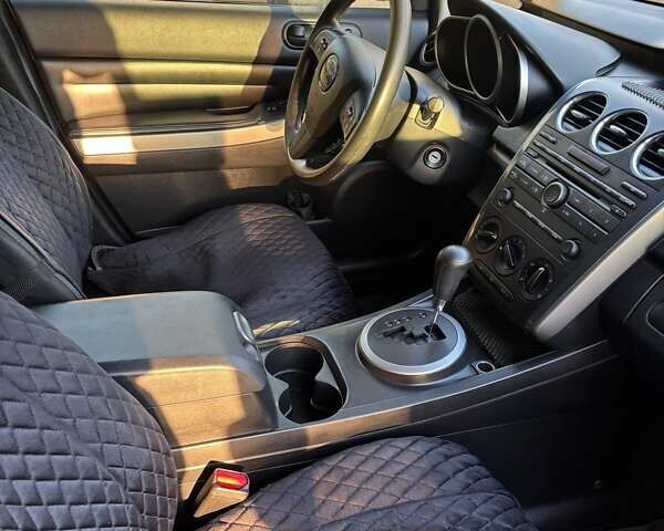 Чорний Мазда СХ-7, об'ємом двигуна 2.49 л та пробігом 290 тис. км за 9800 $, фото 18 на Automoto.ua