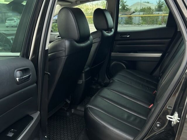 Черный Мазда СХ-7, объемом двигателя 2.2 л и пробегом 242 тыс. км за 8011 $, фото 4 на Automoto.ua