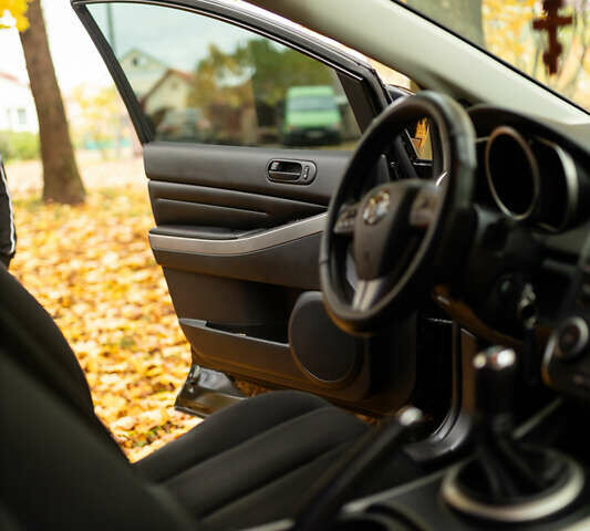 Чорний Мазда СХ-7, об'ємом двигуна 2.2 л та пробігом 170 тис. км за 11500 $, фото 33 на Automoto.ua