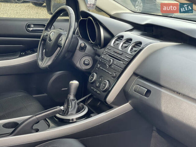 Черный Мазда СХ-7, объемом двигателя 2.18 л и пробегом 302 тыс. км за 8750 $, фото 15 на Automoto.ua