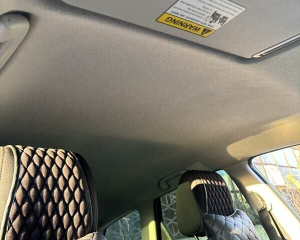 Чорний Мазда СХ-7, об'ємом двигуна 2.49 л та пробігом 290 тис. км за 9800 $, фото 24 на Automoto.ua