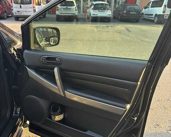 Чорний Мазда СХ-7, об'ємом двигуна 2.49 л та пробігом 290 тис. км за 9800 $, фото 15 на Automoto.ua