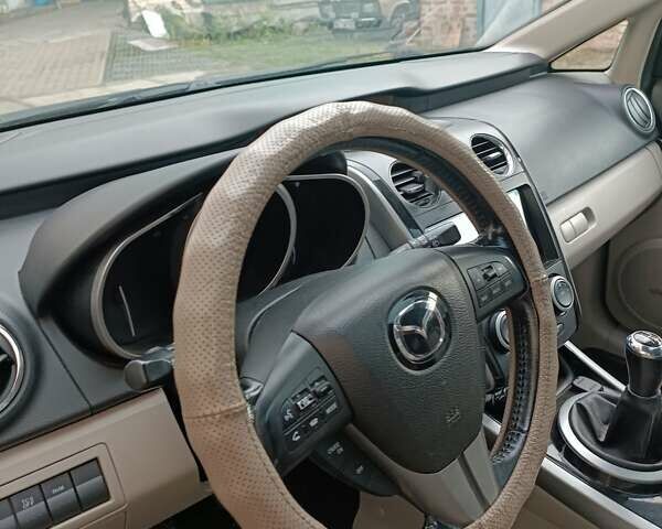 Черный Мазда СХ-7, объемом двигателя 2.2 л и пробегом 260 тыс. км за 8200 $, фото 2 на Automoto.ua