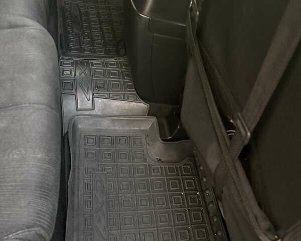 Чорний Мазда СХ-7, об'ємом двигуна 2.49 л та пробігом 290 тис. км за 9800 $, фото 13 на Automoto.ua