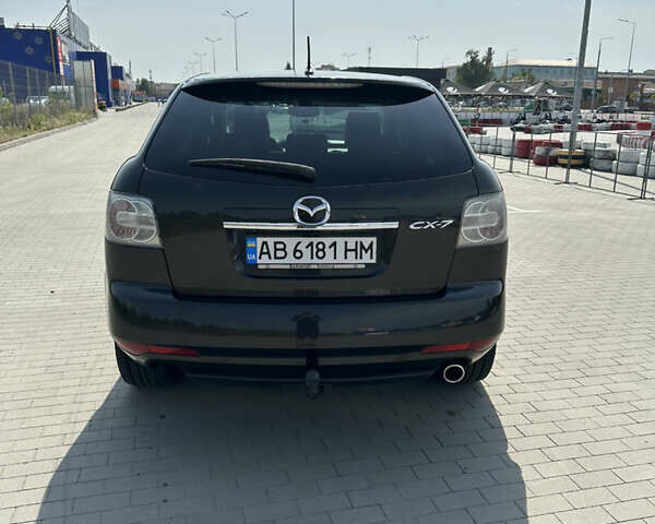 Черный Мазда СХ-7, объемом двигателя 2.18 л и пробегом 206 тыс. км за 9750 $, фото 4 на Automoto.ua