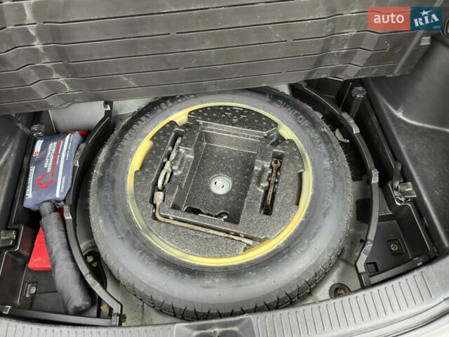 Чорний Мазда СХ-7, об'ємом двигуна 2.2 л та пробігом 365 тис. км за 7999 $, фото 18 на Automoto.ua