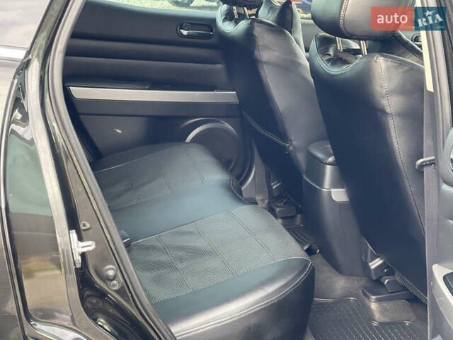 Черный Мазда СХ-7, объемом двигателя 2.18 л и пробегом 302 тыс. км за 8750 $, фото 17 на Automoto.ua