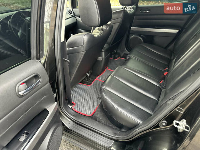 Чорний Мазда СХ-7, об'ємом двигуна 2.2 л та пробігом 365 тис. км за 7999 $, фото 12 на Automoto.ua