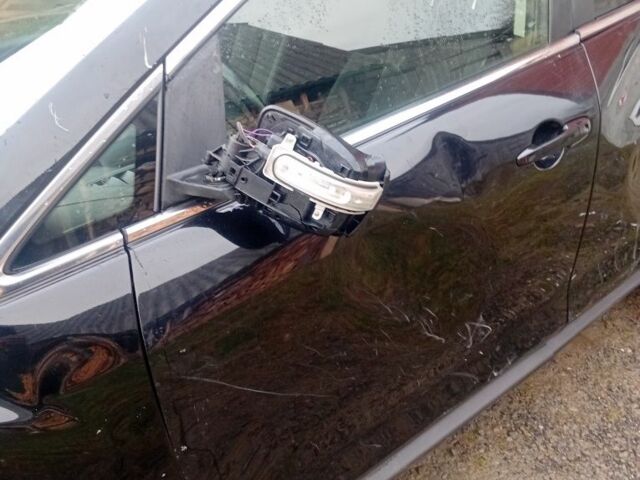 Черный Мазда СХ-7, объемом двигателя 2.2 л и пробегом 218 тыс. км за 5000 $, фото 7 на Automoto.ua