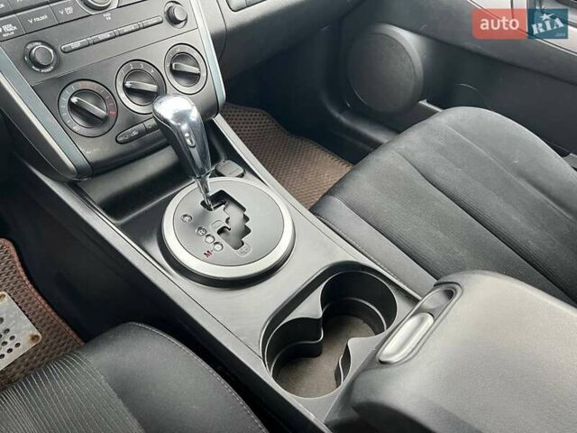 Черный Мазда СХ-7, объемом двигателя 2.49 л и пробегом 240 тыс. км за 7990 $, фото 19 на Automoto.ua