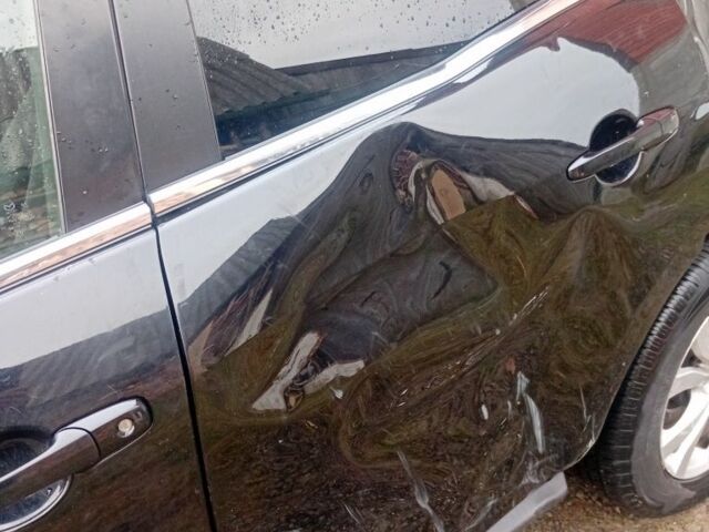 Черный Мазда СХ-7, объемом двигателя 2.2 л и пробегом 218 тыс. км за 5000 $, фото 6 на Automoto.ua