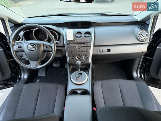 Черный Мазда СХ-7, объемом двигателя 2.5 л и пробегом 102 тыс. км за 10800 $, фото 13 на Automoto.ua