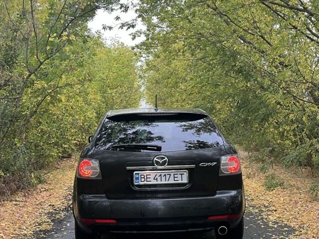 Черный Мазда СХ-7, объемом двигателя 2.2 л и пробегом 240 тыс. км за 11000 $, фото 2 на Automoto.ua