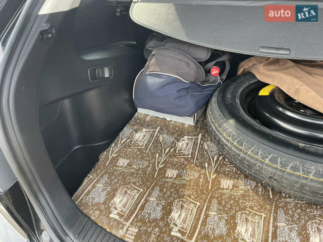 Мазда СХ-7 2011 в Львове на Automoto.ua Черный Мазда СХ-7, объемом двигателя 2.5 л и пробегом 285 тыс. км за 8700 $, фото 12 на Automoto.ua