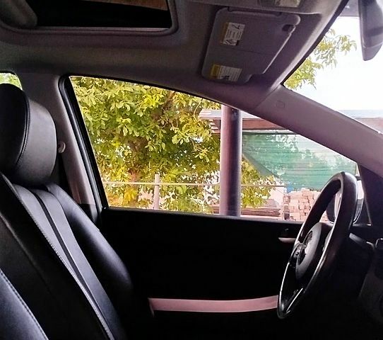 Красный Мазда СХ-7, объемом двигателя 2.3 л и пробегом 87 тыс. км за 7999 $, фото 5 на Automoto.ua