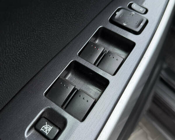 Красный Мазда СХ-7, объемом двигателя 2.3 л и пробегом 194 тыс. км за 5900 $, фото 13 на Automoto.ua