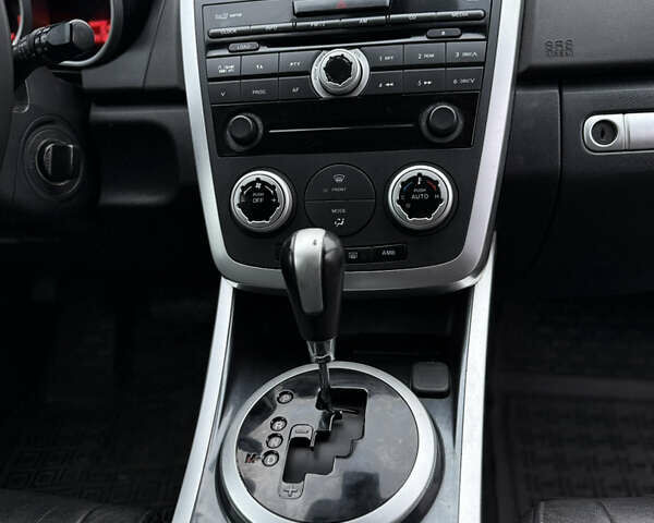 Красный Мазда СХ-7, объемом двигателя 2.3 л и пробегом 194 тыс. км за 5900 $, фото 12 на Automoto.ua