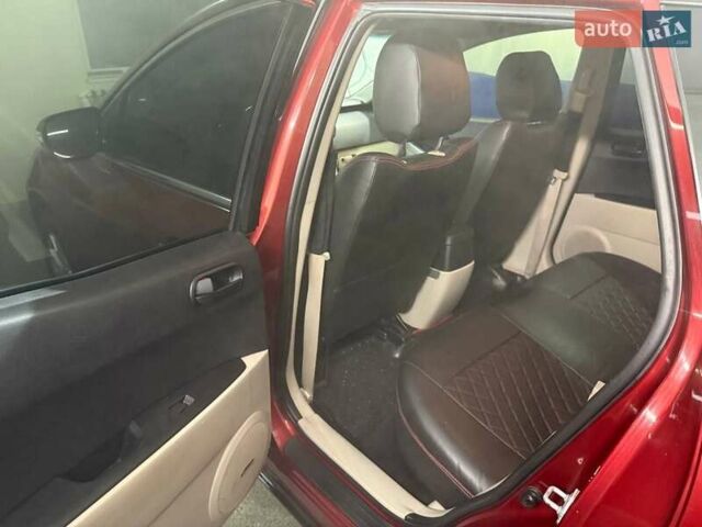 Красный Мазда СХ-7, объемом двигателя 2.26 л и пробегом 189 тыс. км за 7000 $, фото 2 на Automoto.ua