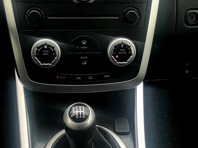 Красный Мазда СХ-7, объемом двигателя 2.3 л и пробегом 212 тыс. км за 5700 $, фото 9 на Automoto.ua