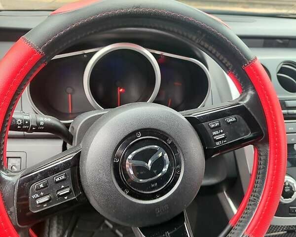 Красный Мазда СХ-7, объемом двигателя 2.26 л и пробегом 203 тыс. км за 7300 $, фото 5 на Automoto.ua